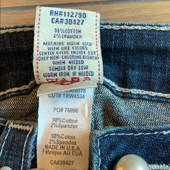 True Religion women’s jeans “Joey” pearl buttons - Picture 4 of 5